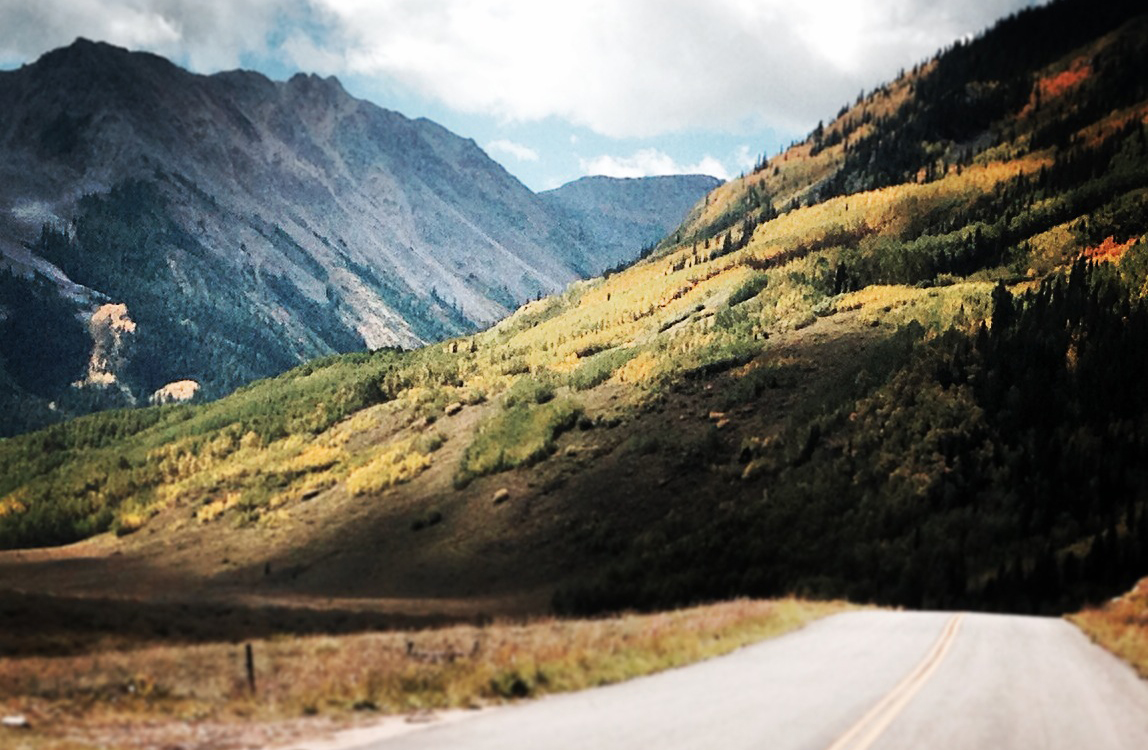 Aspen Fall | Aspen Leaf Peeping | Two Sisters